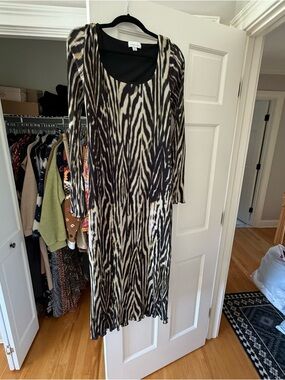 Topshop Black and Cream Long Sleeve Zebra-Print Dress